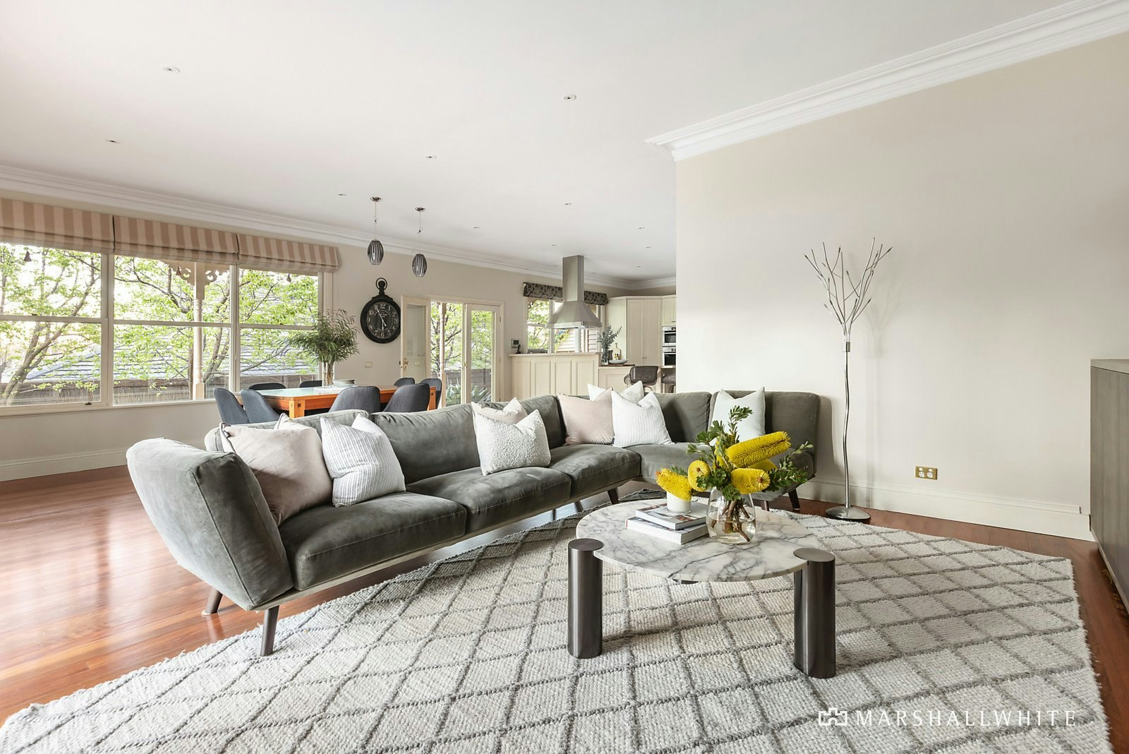 10 Suffolk Road, Surrey Hills, VIC