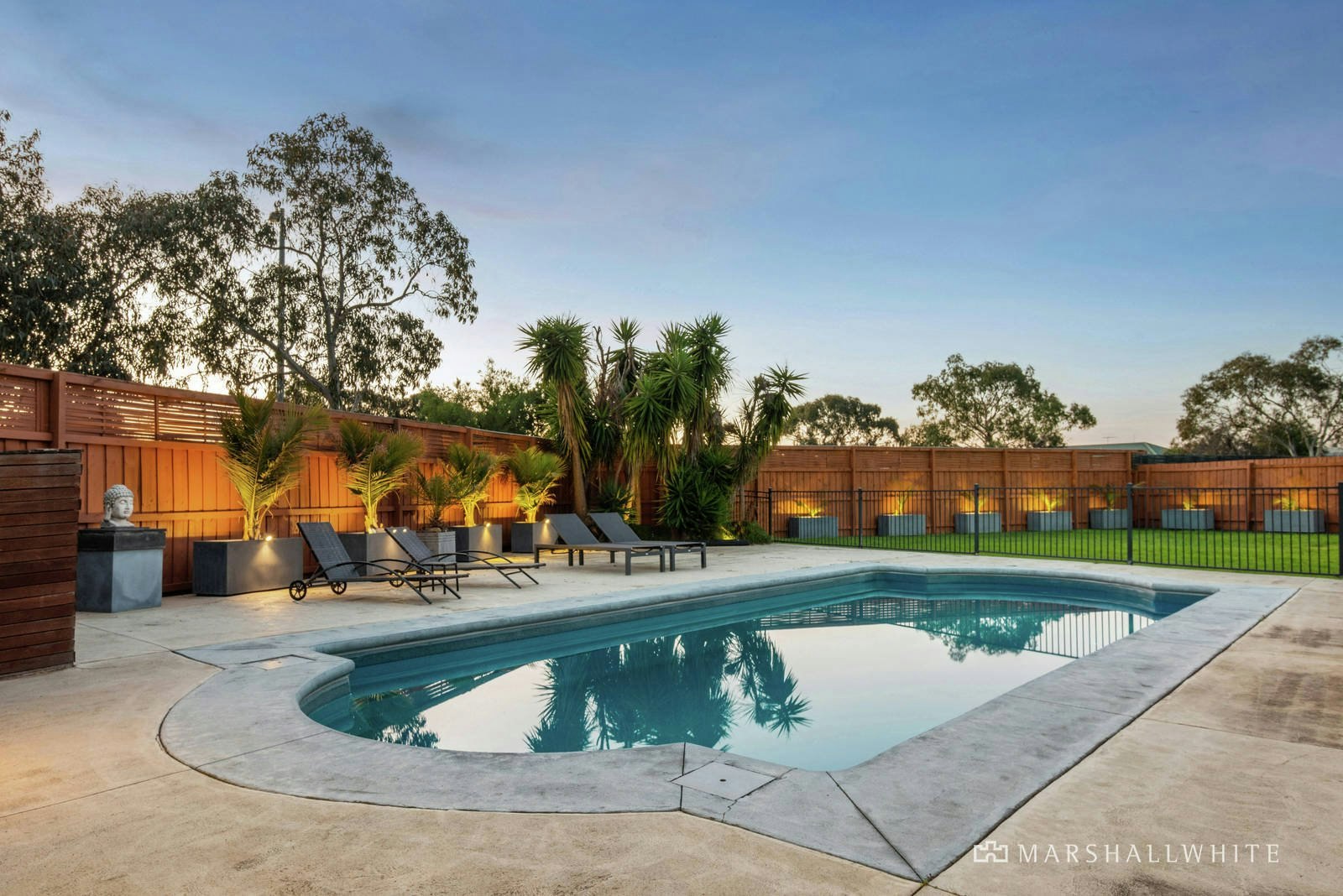 11 Cottage Place, Mornington, VIC