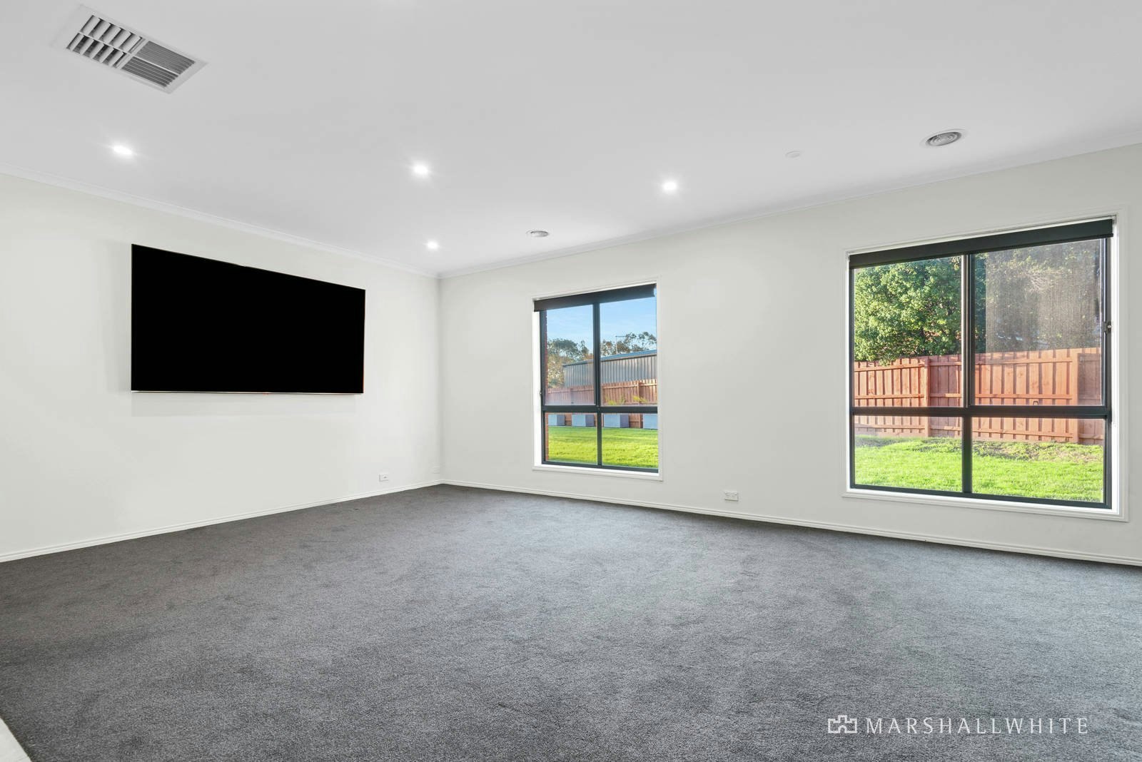 11 Cottage Place, Mornington, VIC