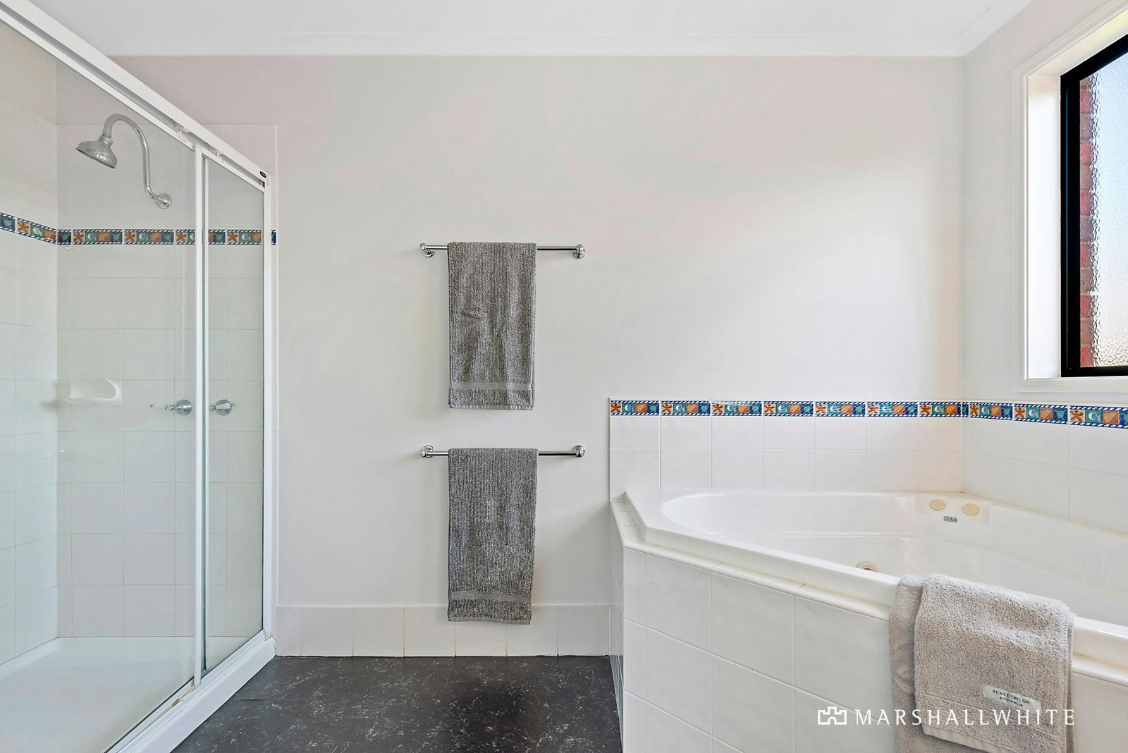 11 Cottage Place, Mornington, VIC