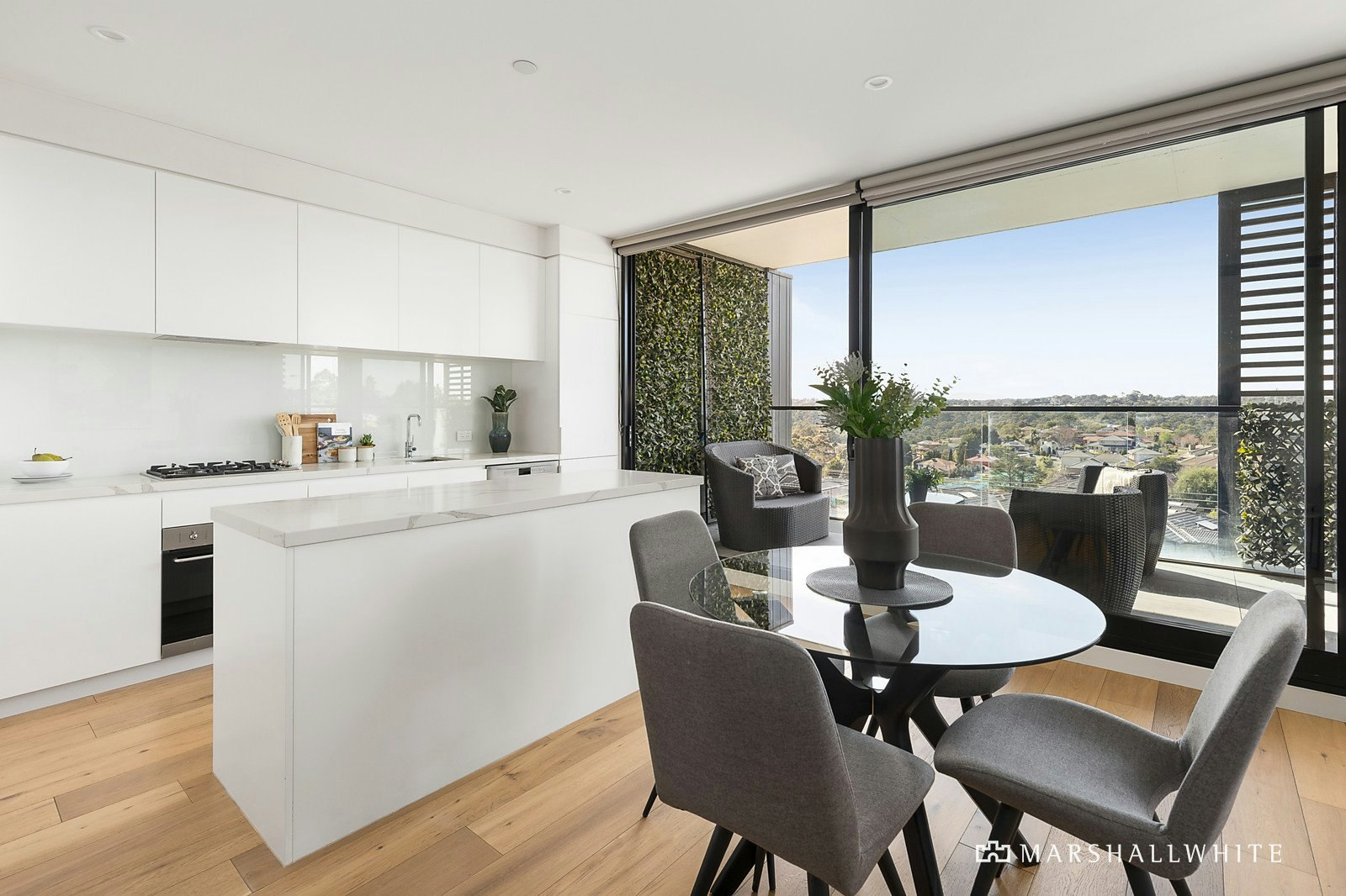 208/7 Red Hill Terrace, Doncaster East, VIC