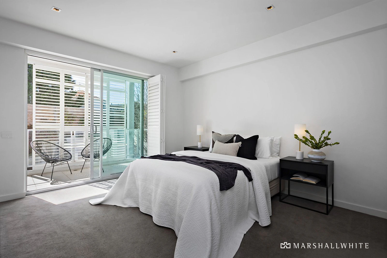 14/15 Beach Road, Hampton, VIC
