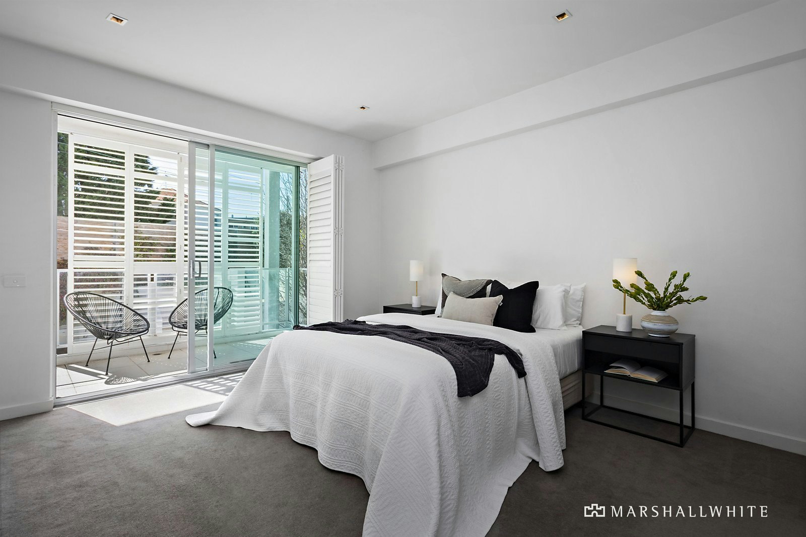 14/15 Beach Road, Hampton, VIC