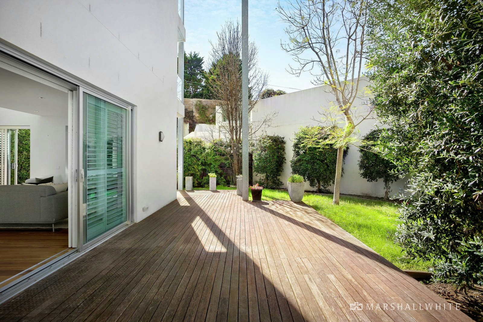 14/15 Beach Road, Hampton, VIC