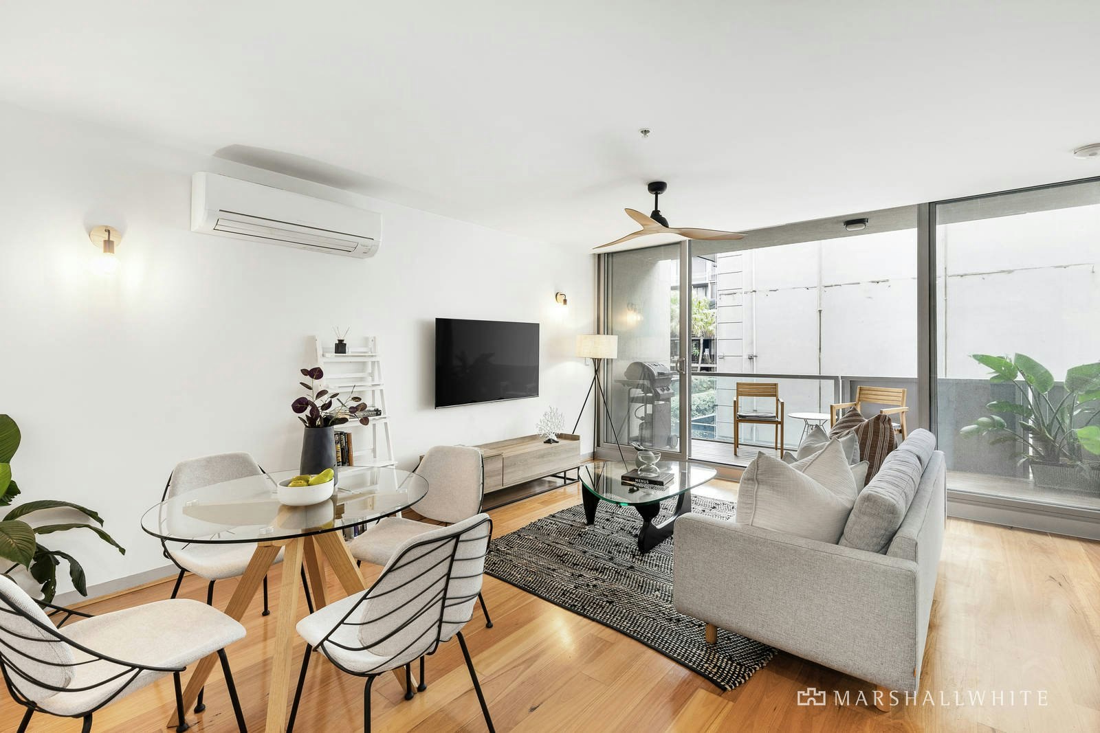 215/1 Danks Street, Port Melbourne, VIC