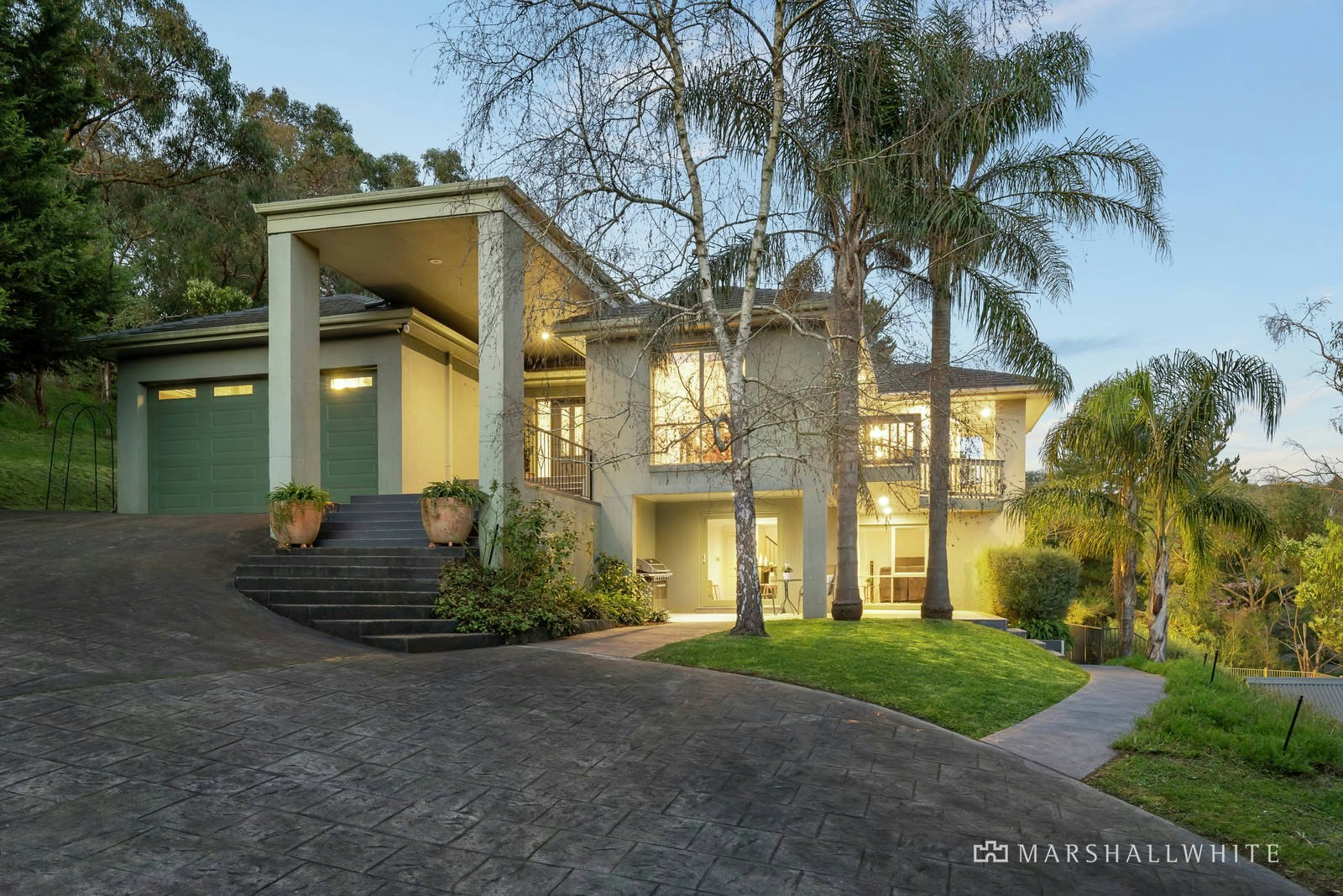 3 Raymond Elliot Court, Park Orchards, VIC