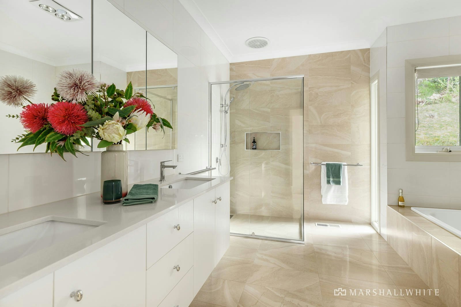 3 Raymond Elliot Court, Park Orchards, VIC