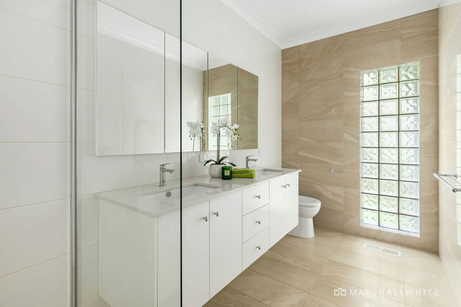 3 Raymond Elliot Court, Park Orchards, VIC