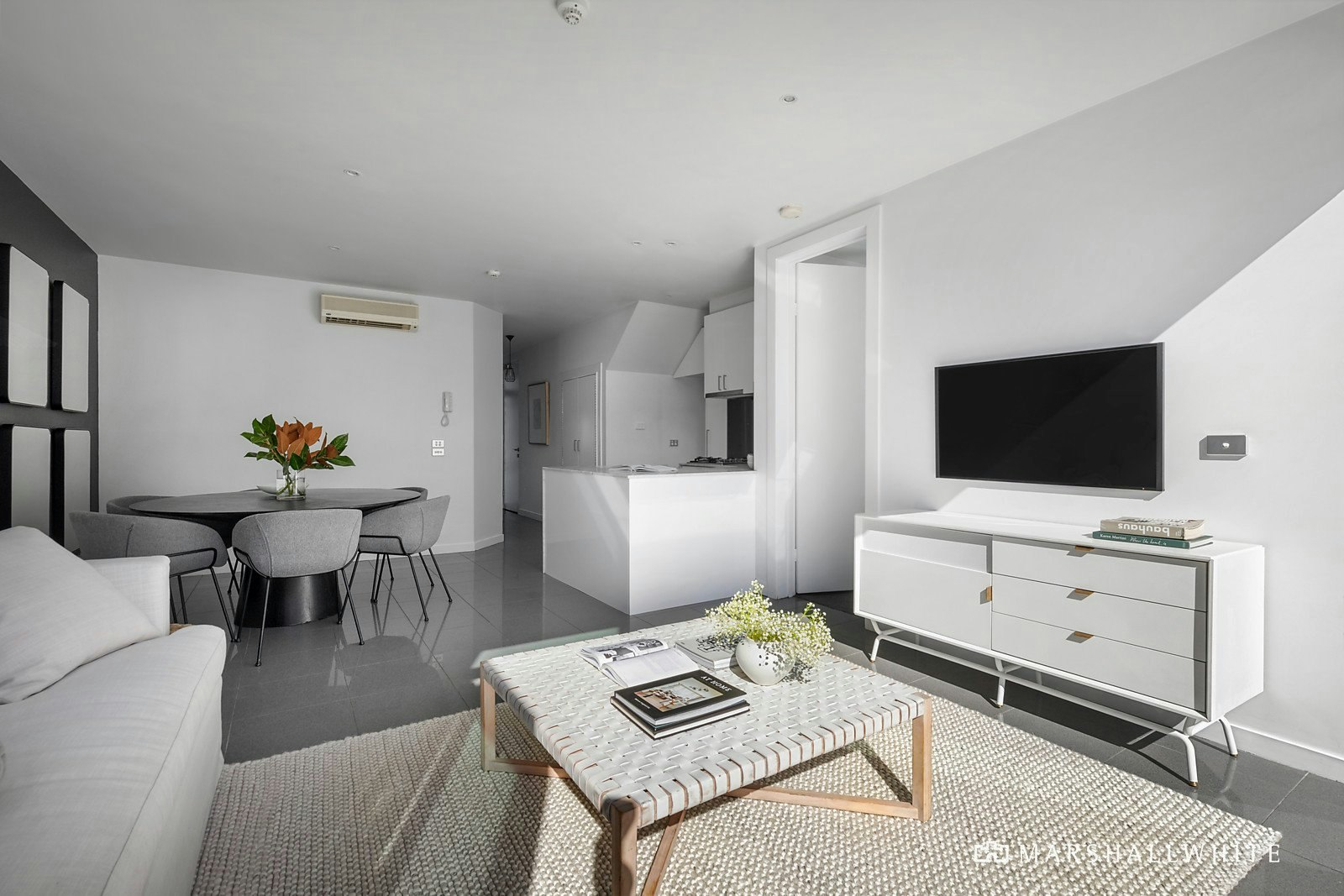 2/146 Mills Street, Albert Park, VIC