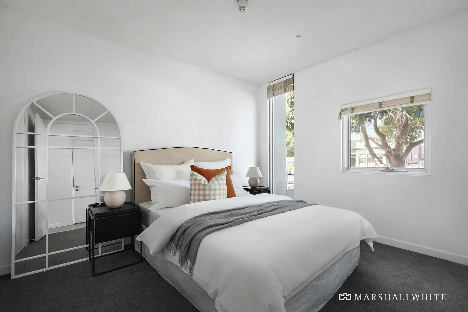 2/146 Mills Street, Albert Park, VIC