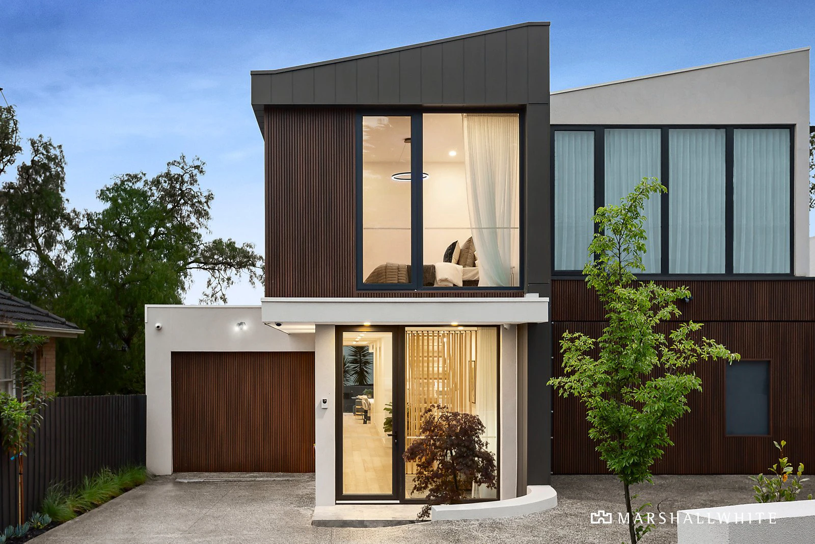 2/452 Belmore Road, Mont Albert North, VIC