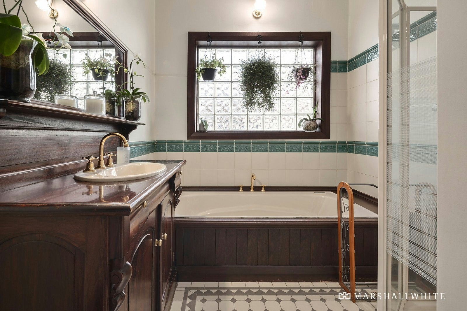 14 Malvern Avenue, Glen Iris, VIC