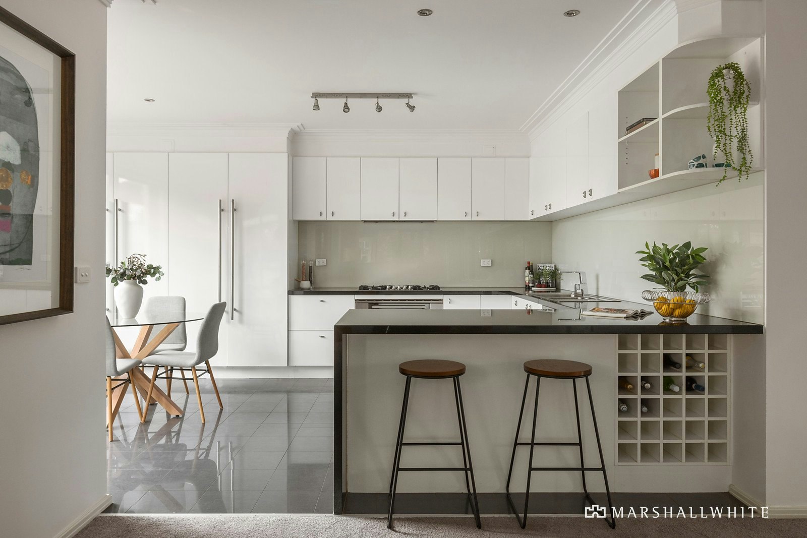 18 Salisbury Avenue, Mont Albert, VIC