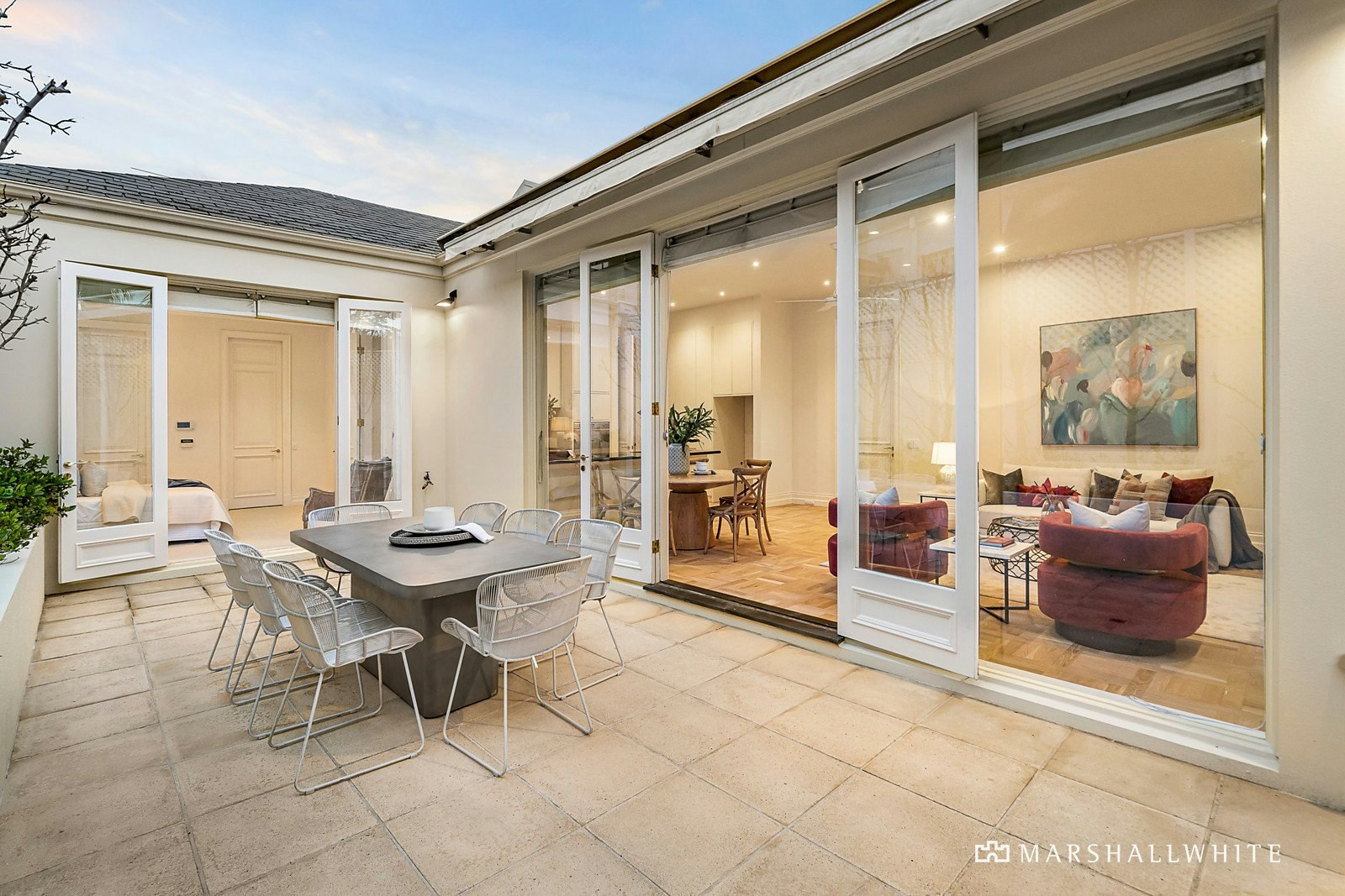 1 Boandyne Court, Toorak, VIC