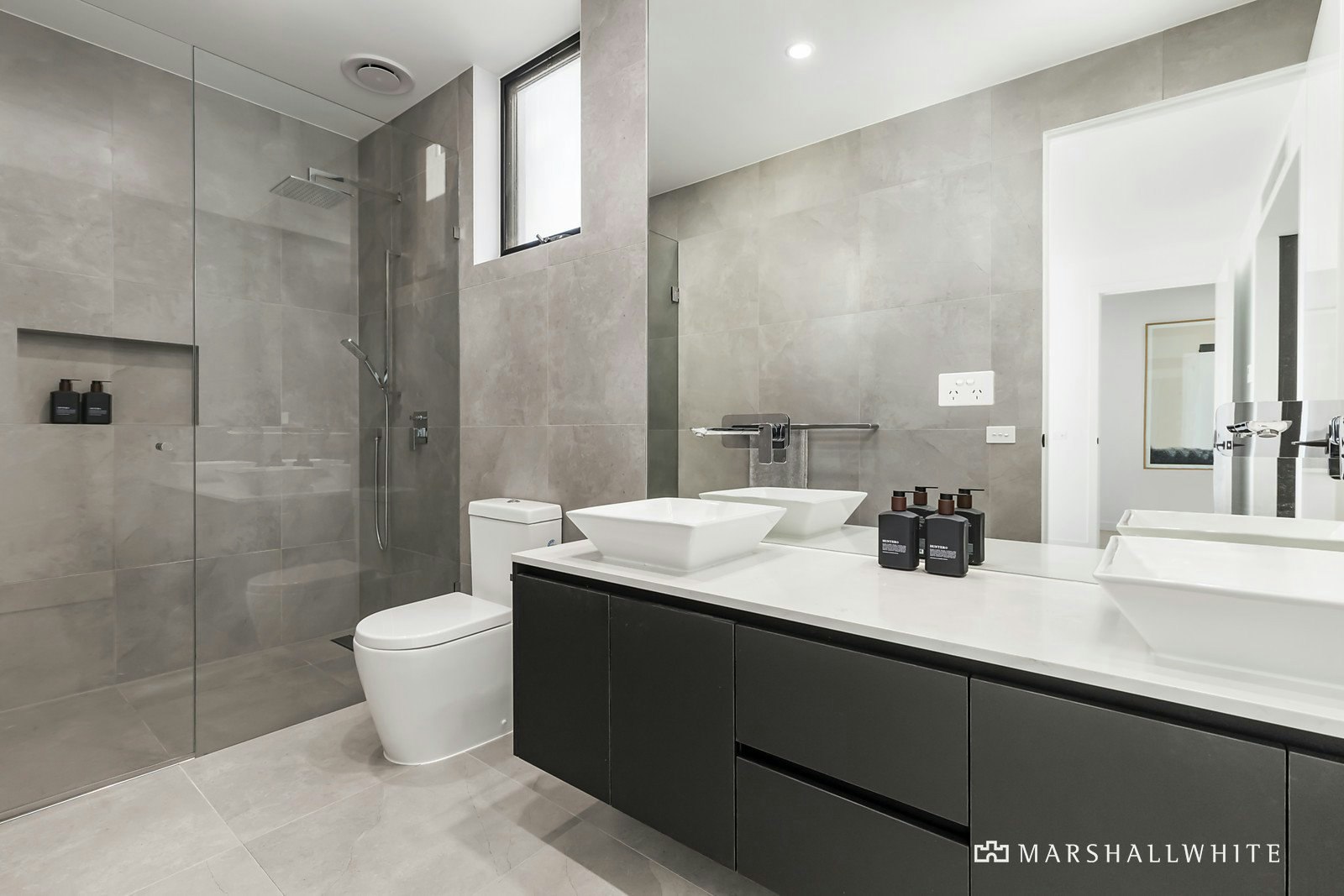 8A Landen Avenue, Balwyn North, VIC