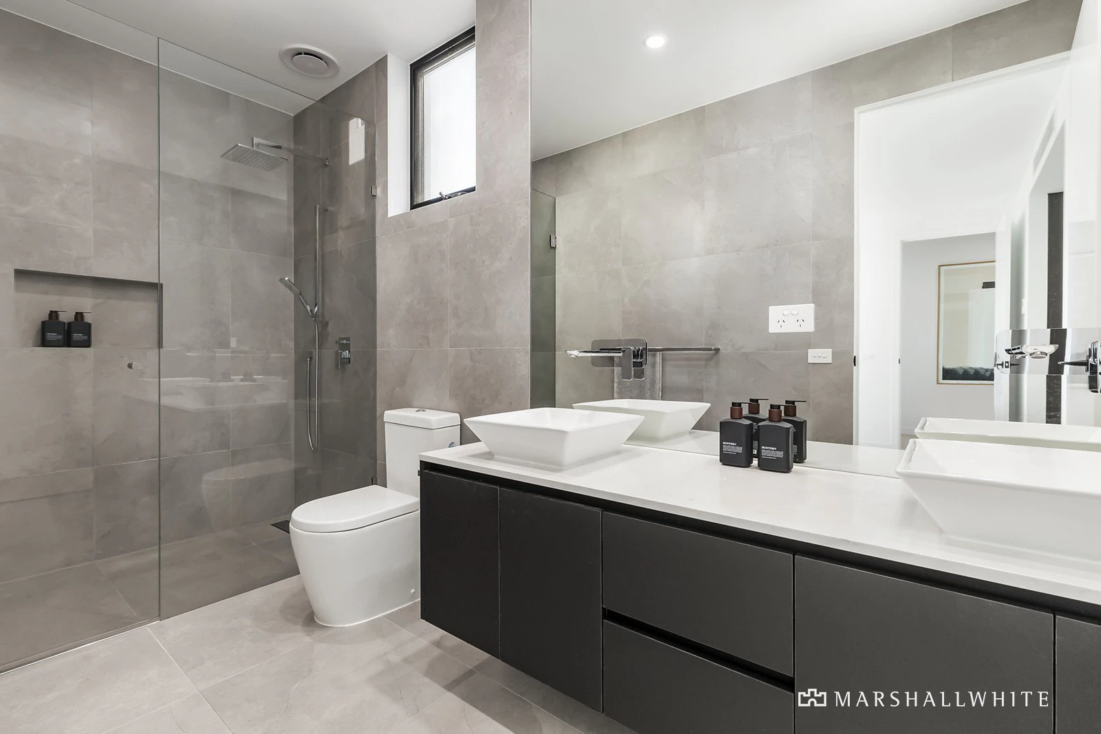 8A Landen Avenue, Balwyn North, VIC