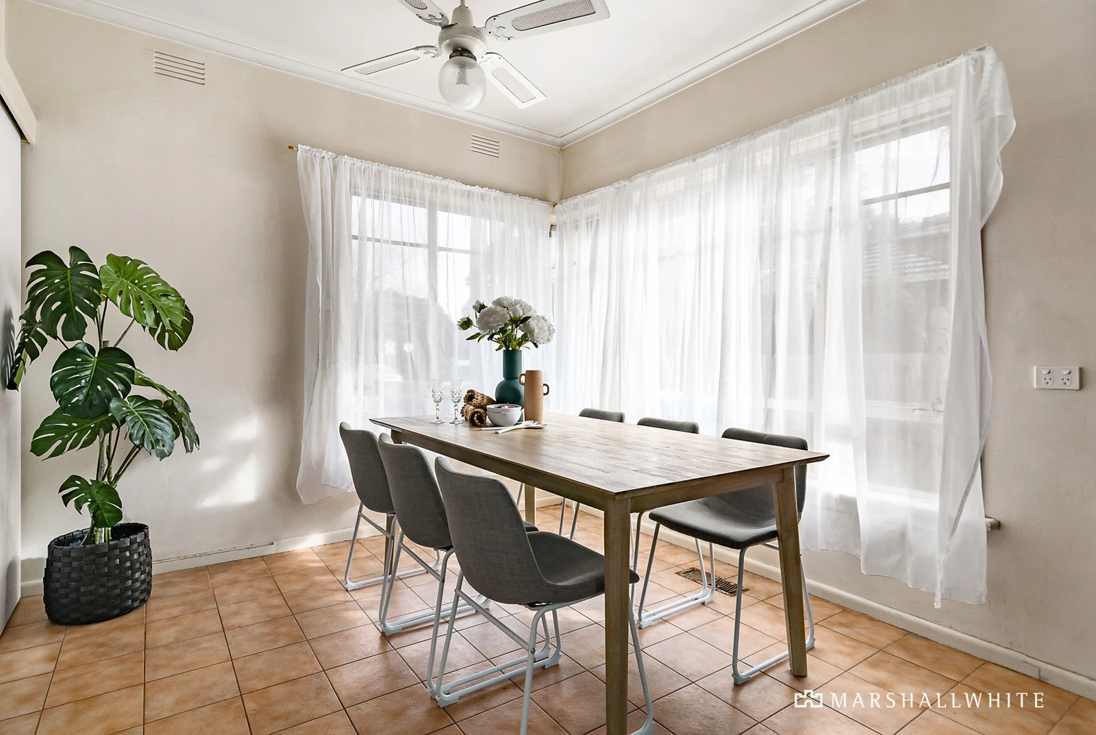 921 Centre Road, Bentleigh East, VIC