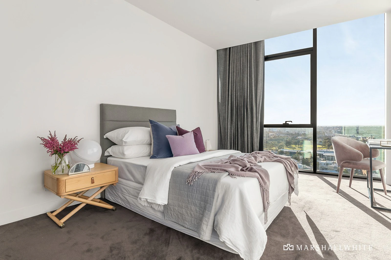 1402/480 Riversdale Road, Hawthorn East, VIC