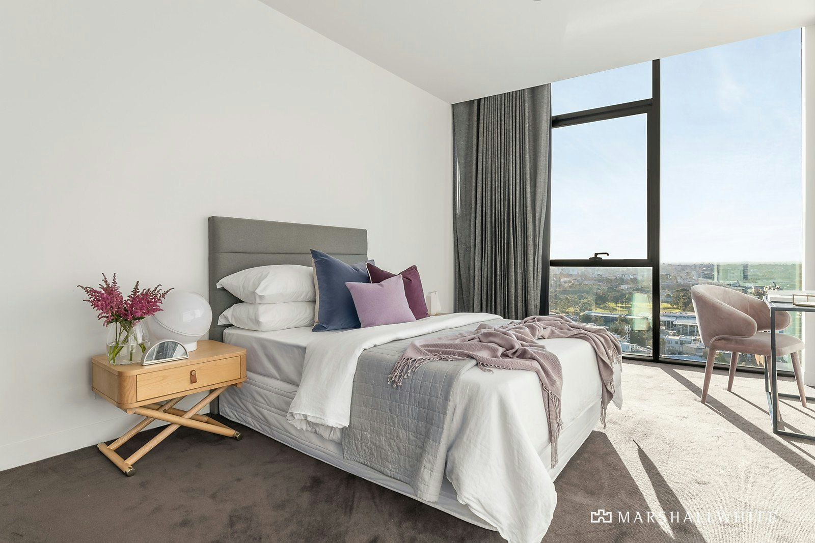 1402/480 Riversdale Road, Hawthorn East, VIC