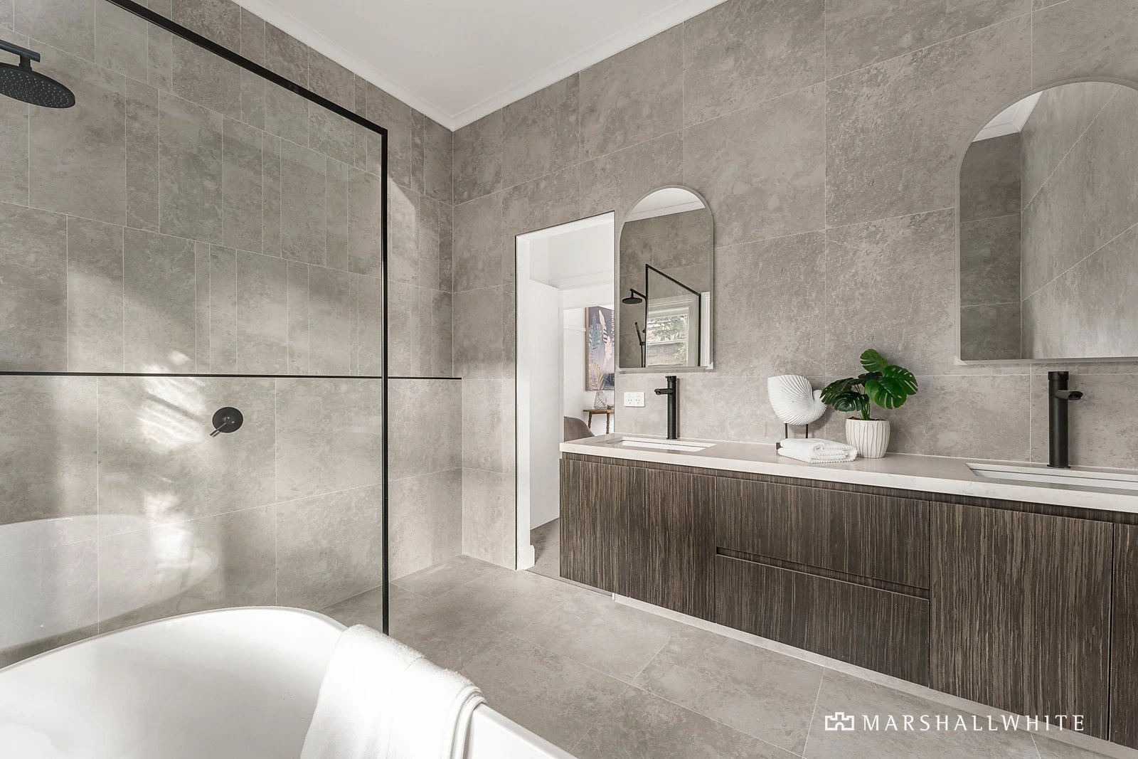 113 Summerhill Road, Glen Iris, VIC