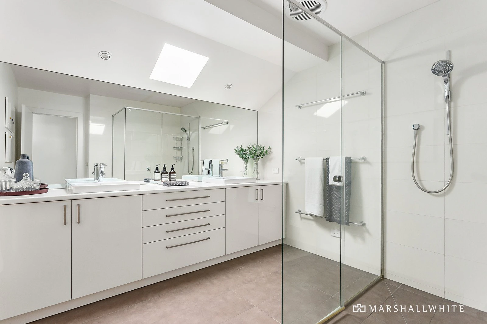 41 Mills Street, Glen Iris, VIC