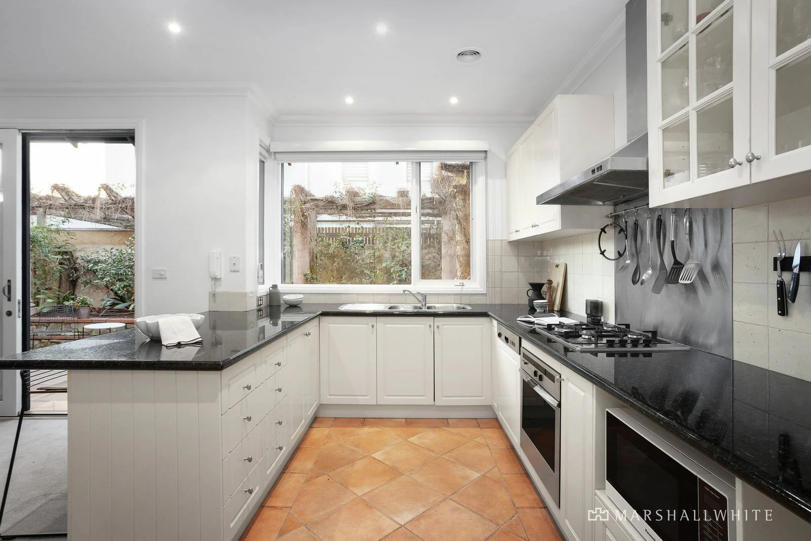 7 Nanoon Close, Brighton, VIC