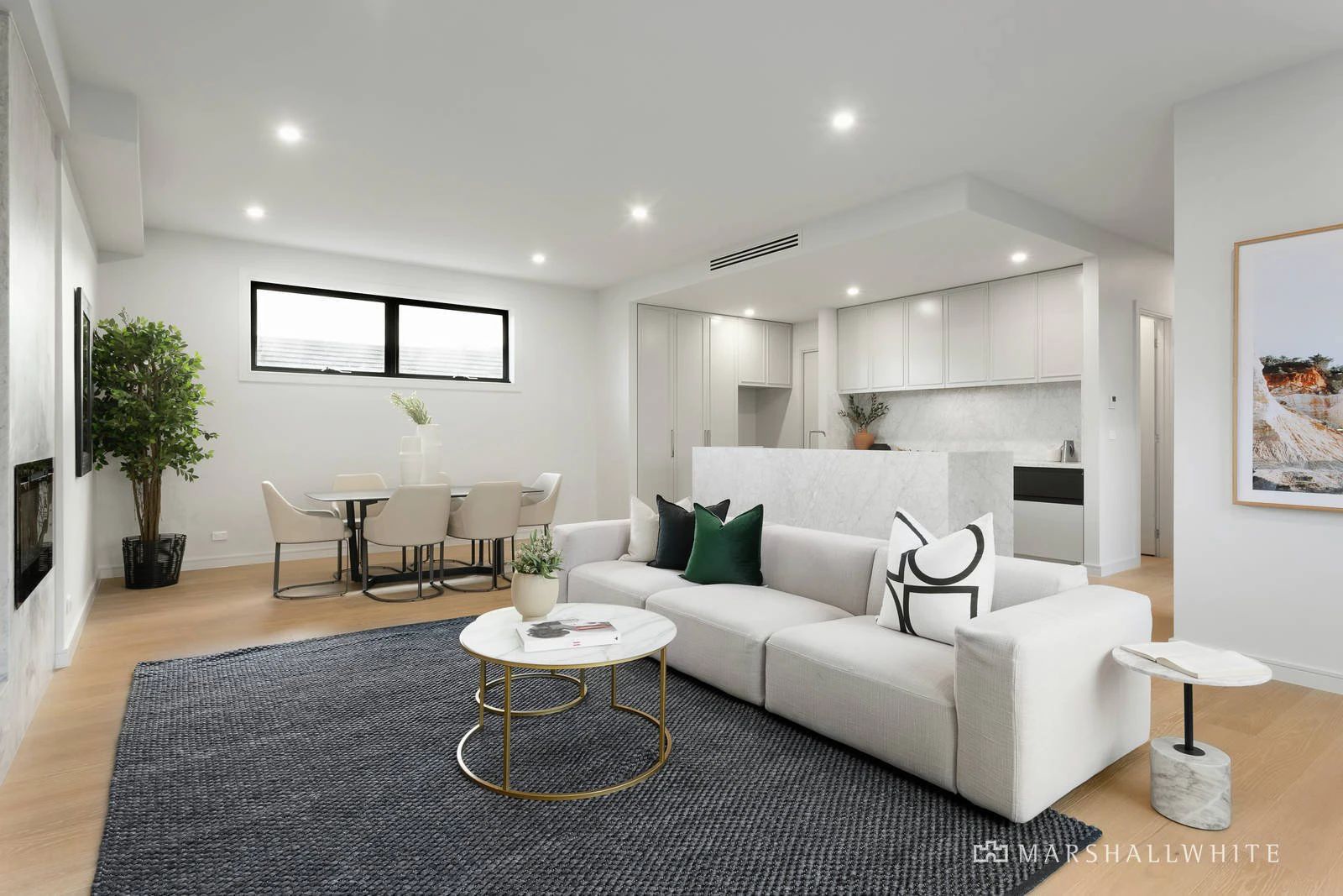 1/10 Tyne Street, Camberwell, VIC