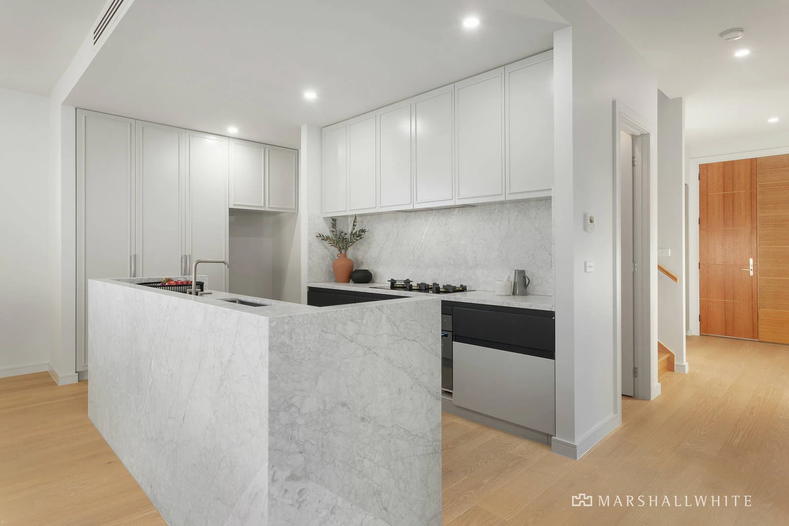 1/10 Tyne Street, Camberwell, VIC