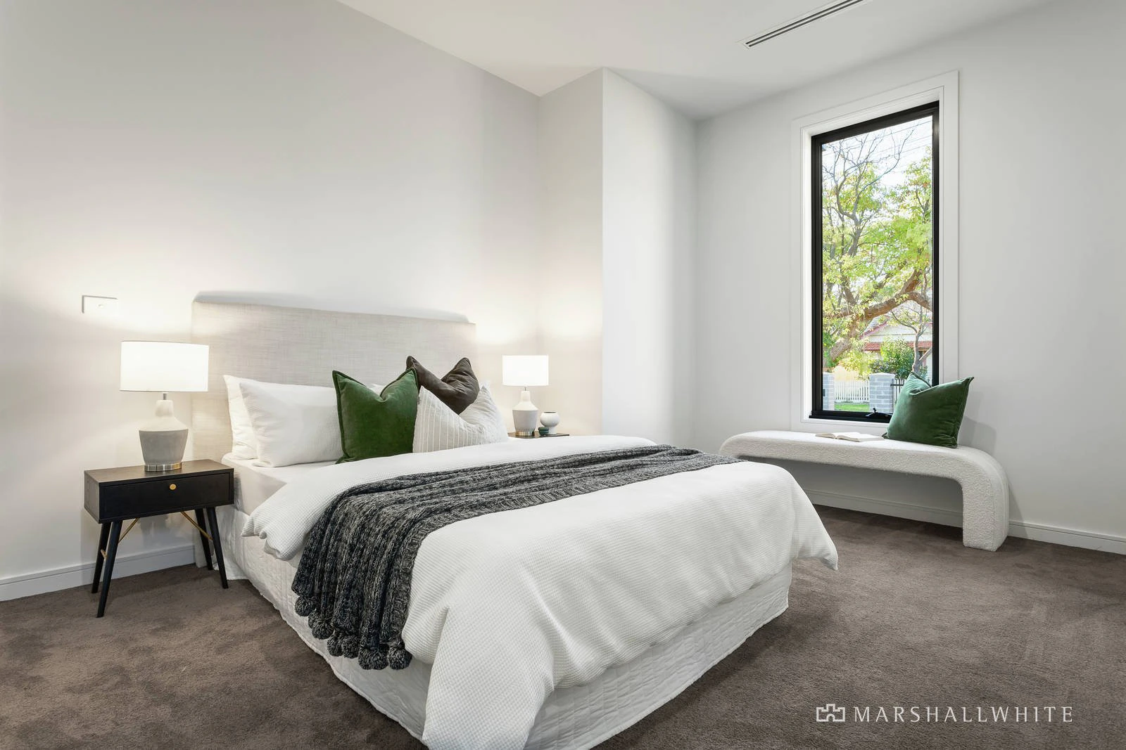 1/10 Tyne Street, Camberwell, VIC