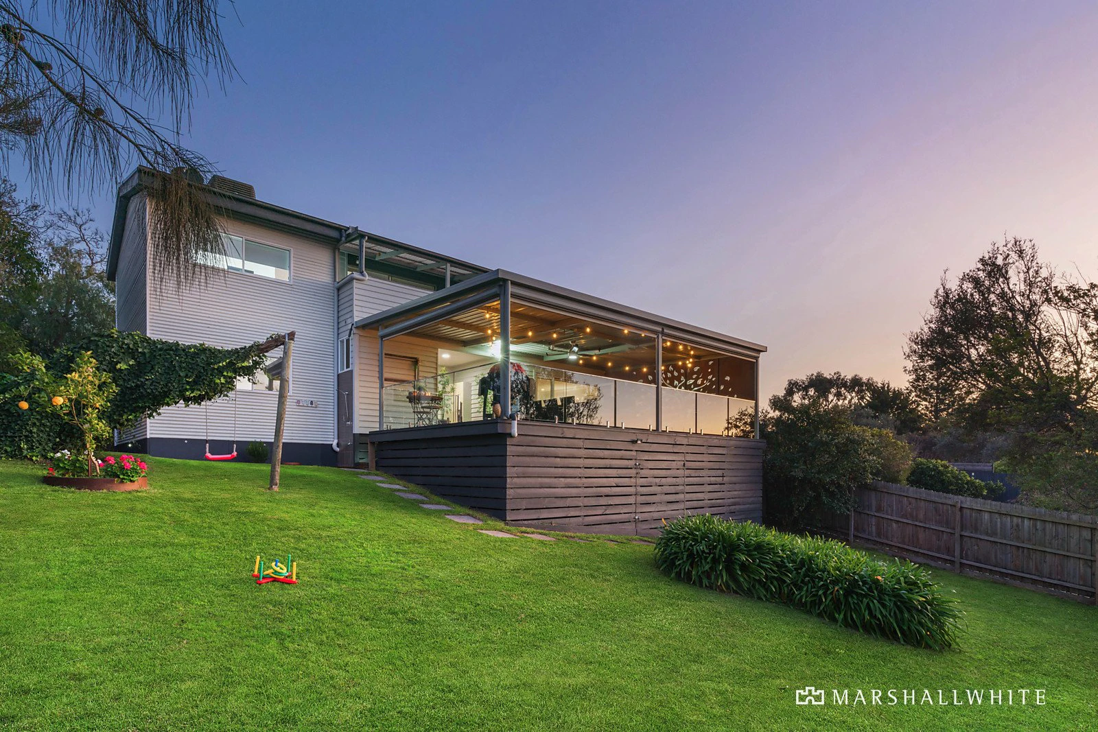 10 Bella Vista Drive, Tootgarook, VIC