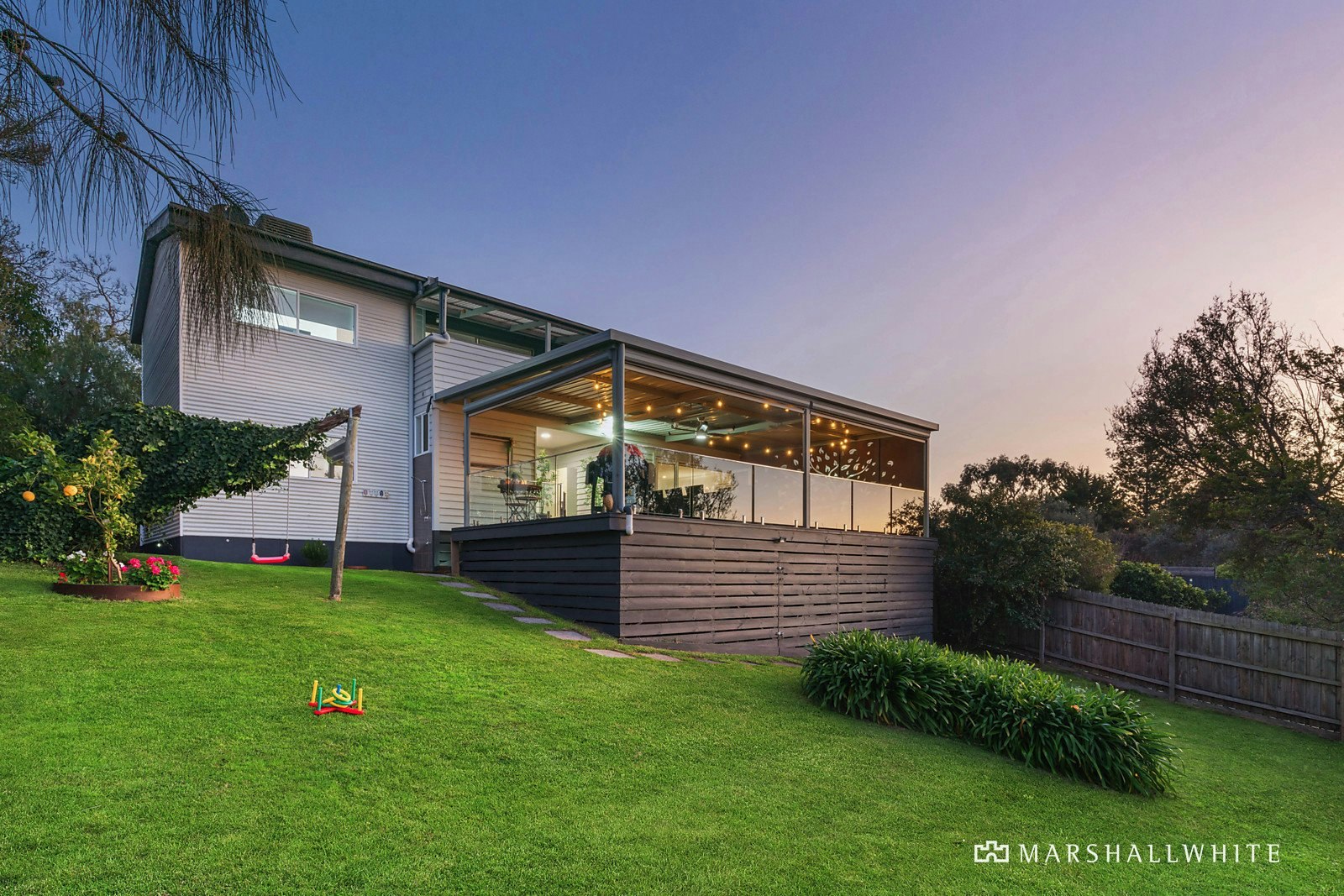 10 Bella Vista Drive, Tootgarook, VIC