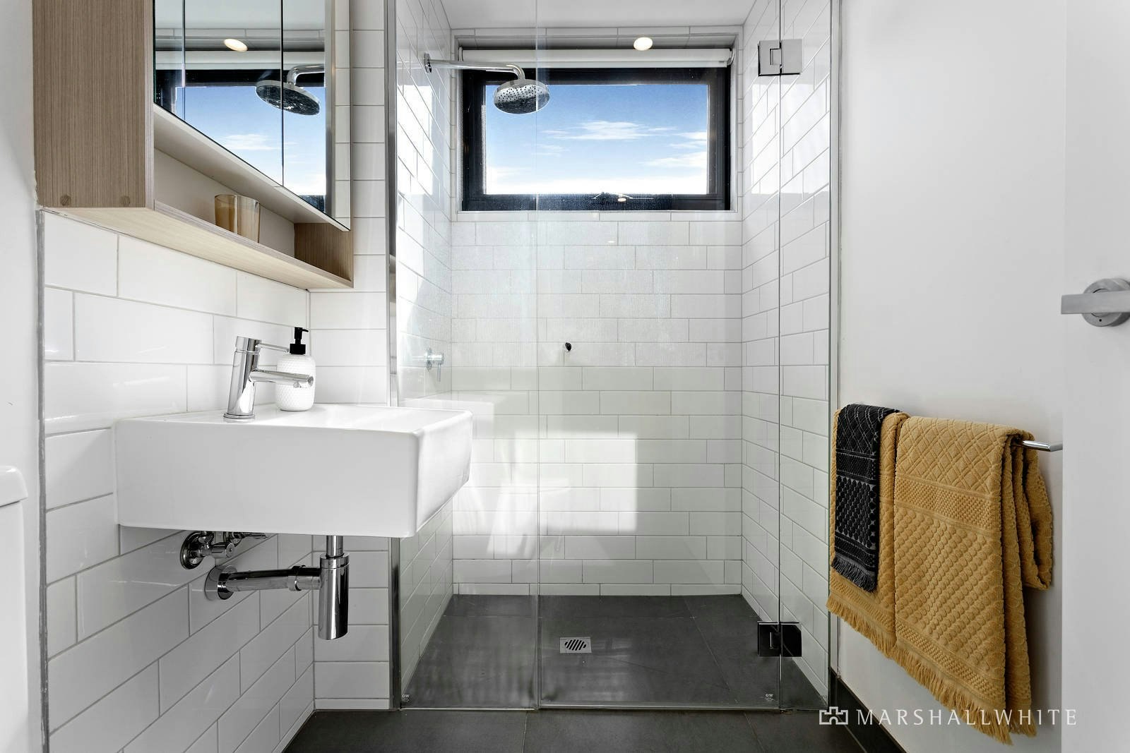 202/4 Station Street, Blackburn, VIC