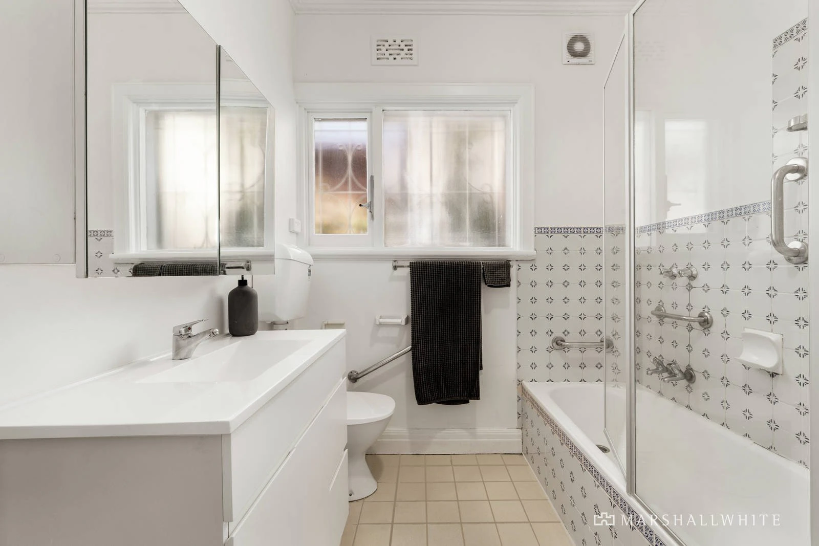 2/19 Munro Street, Armadale, VIC