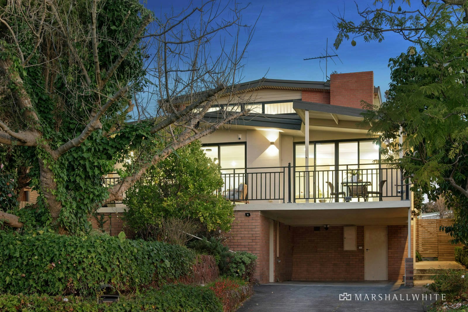 10 Belle Vue Road, Balwyn North, VIC