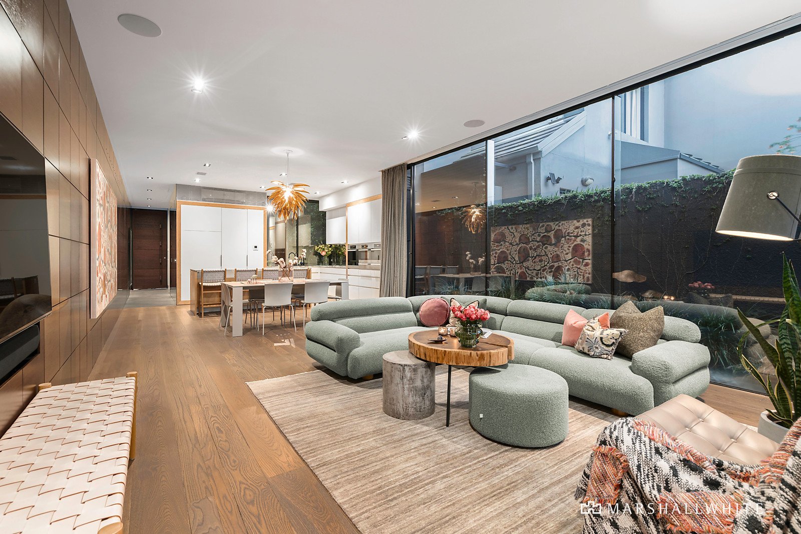 222 Esplanade West, Port Melbourne - Thumbnail 2