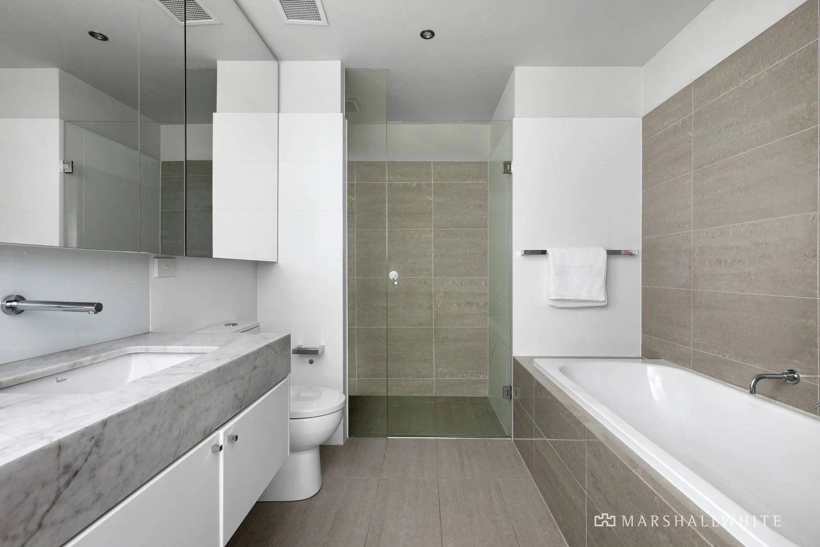 1/4 Cromwell Road, South Yarra, VIC