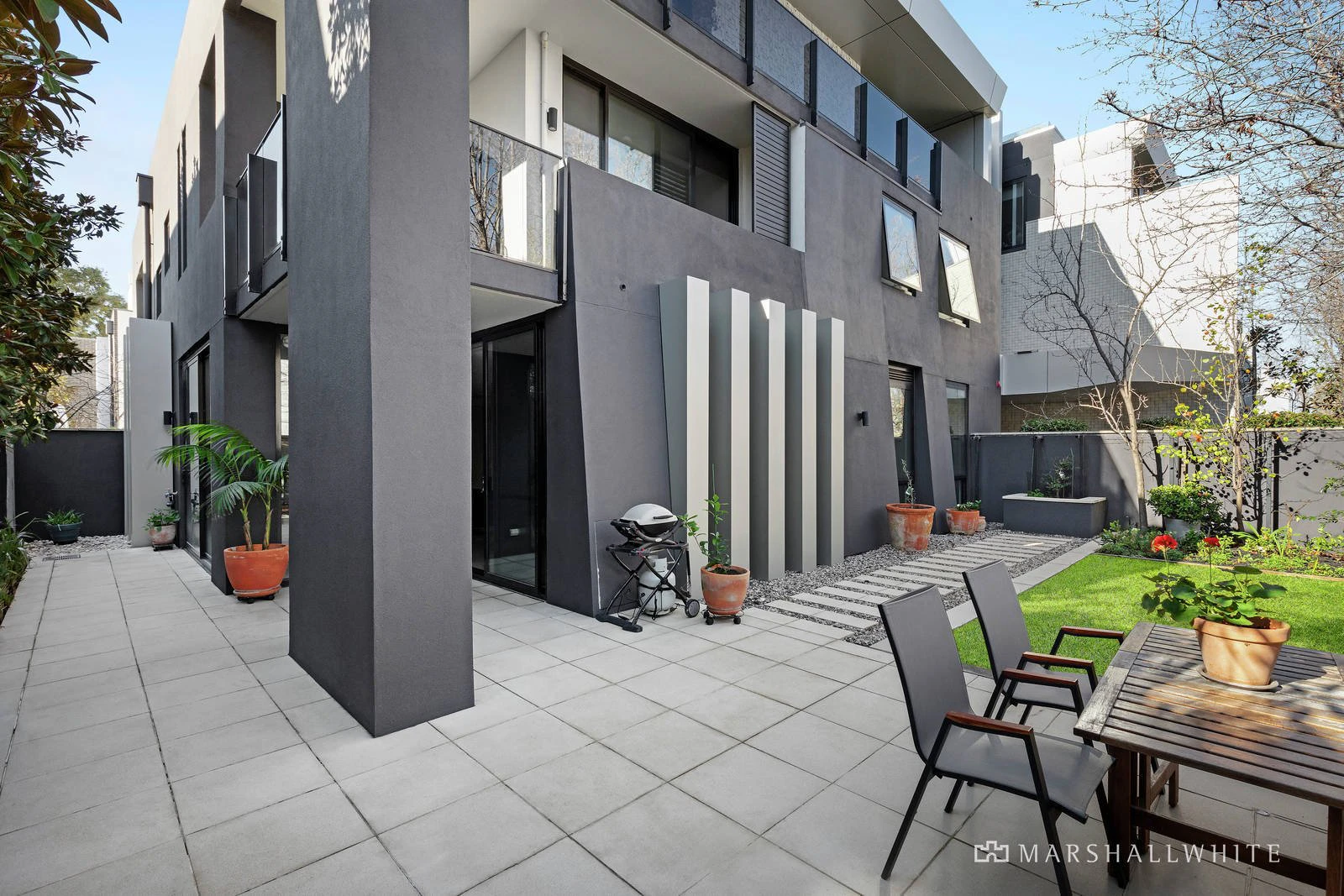 1/4 Cromwell Road, South Yarra, VIC