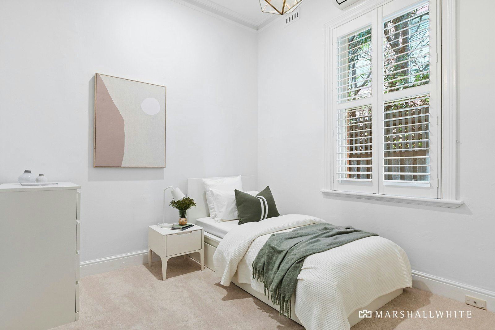 32 Longmore Street, St Kilda West, VIC