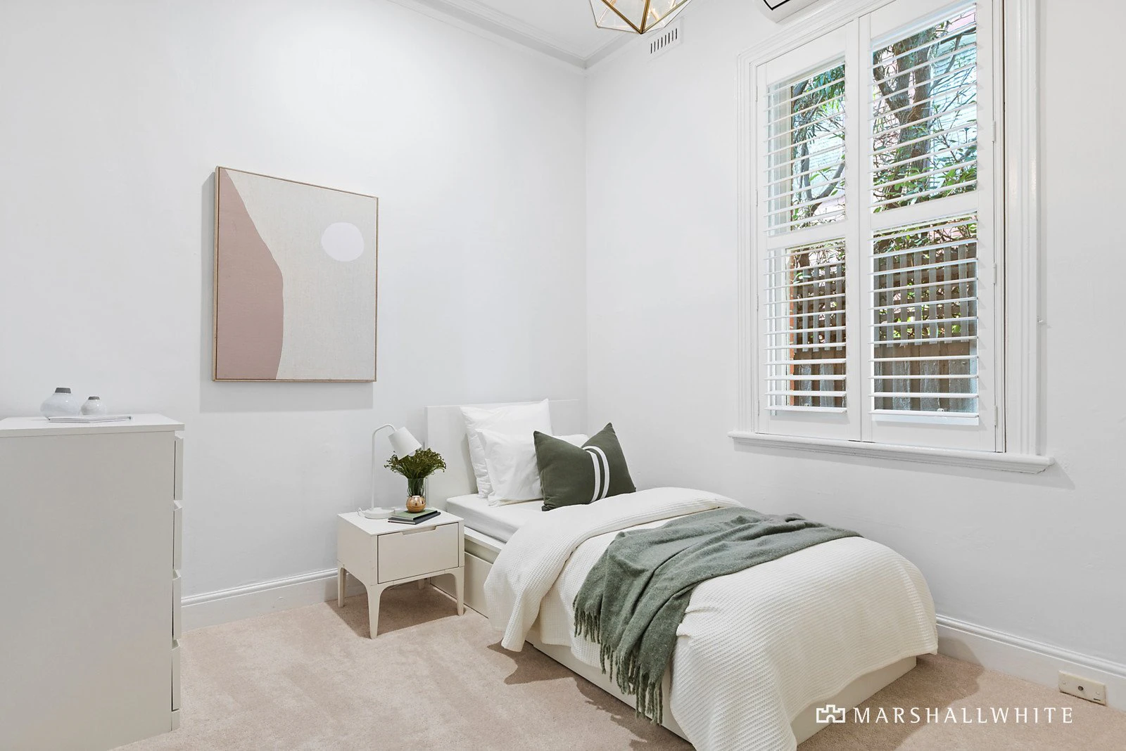 32 Longmore Street, St Kilda West, VIC