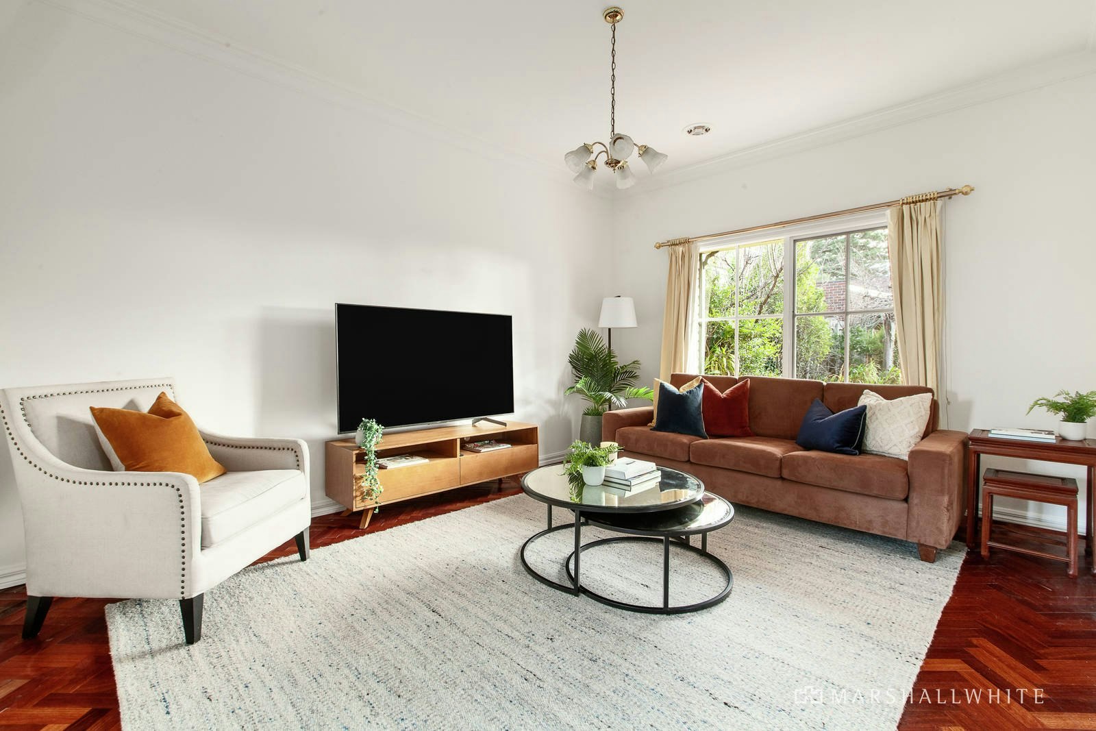 13 Serpentine Street, Mont Albert, VIC