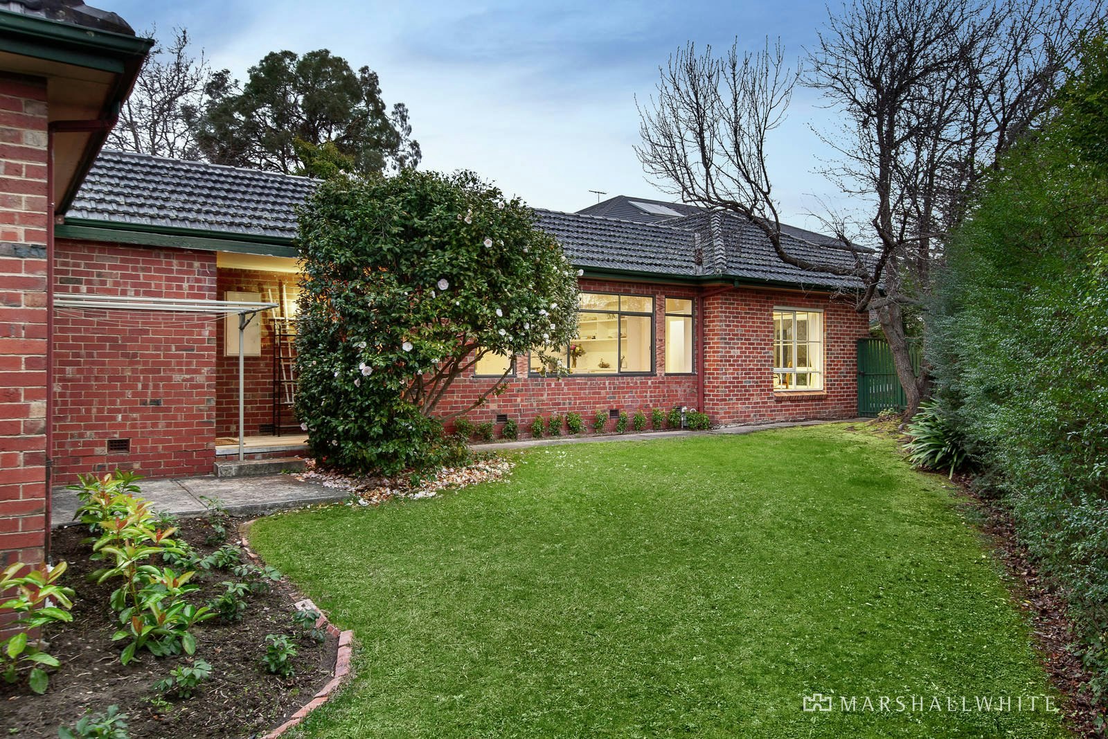 13 Serpentine Street, Mont Albert, VIC