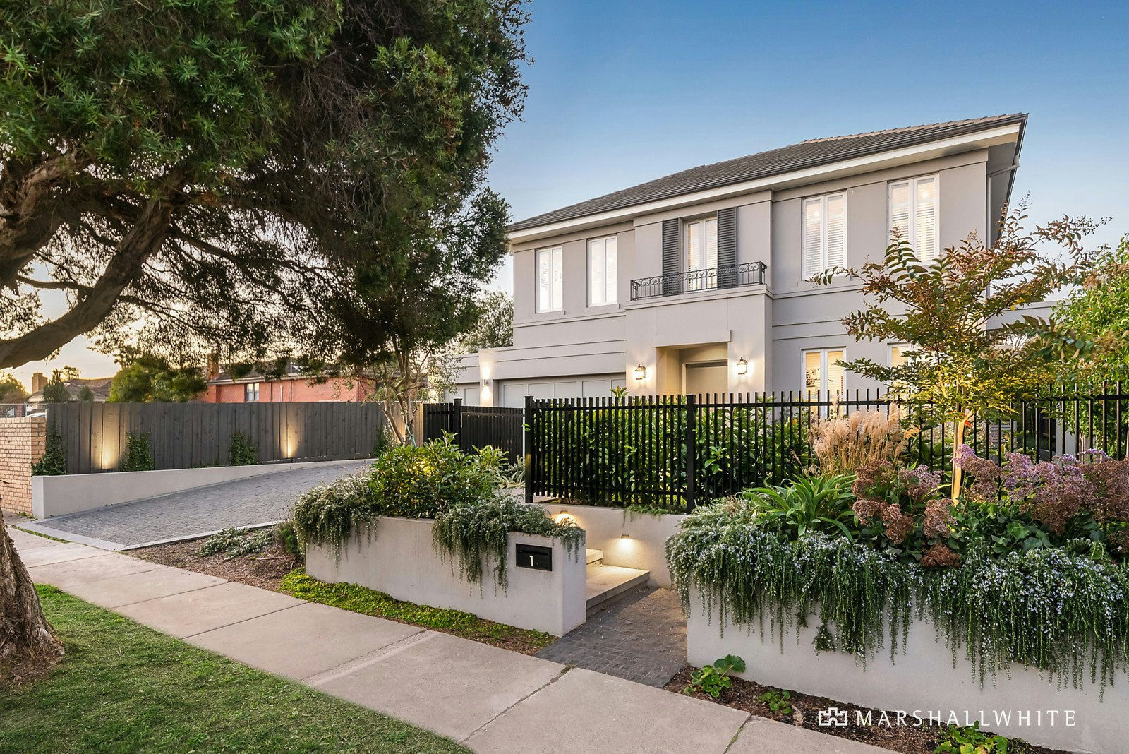 1 Ventich Street, Glen Iris, VIC