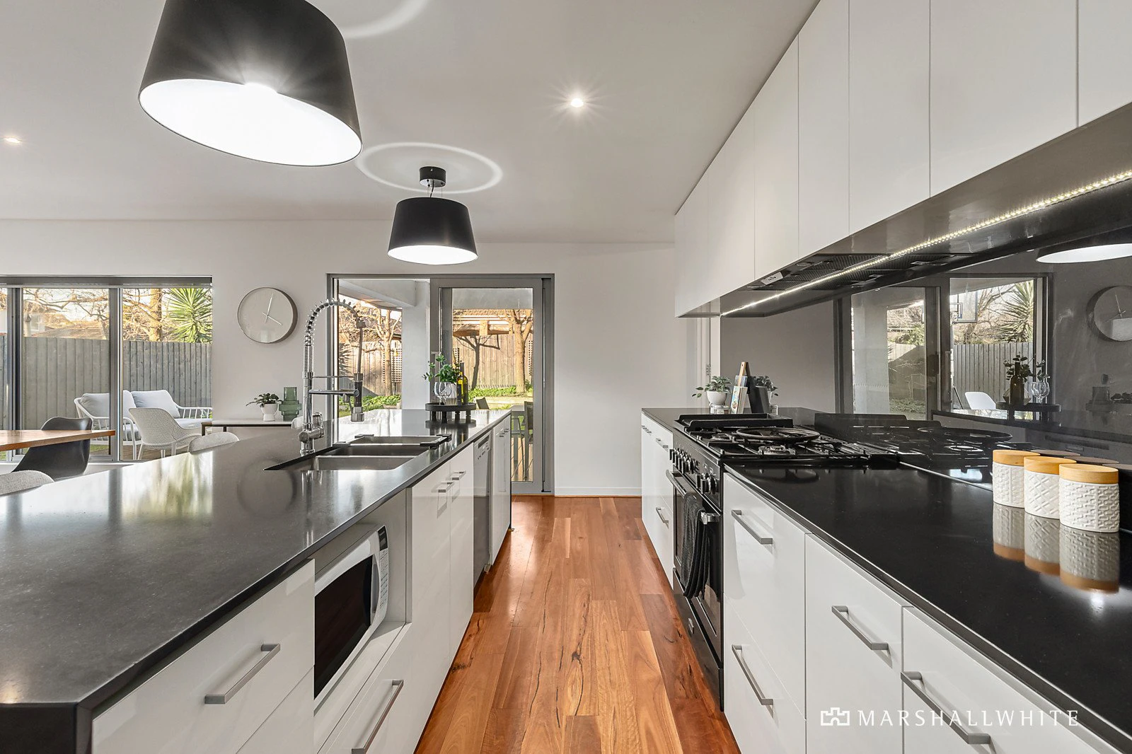 37 Welfare Parade, Glen Iris, VIC