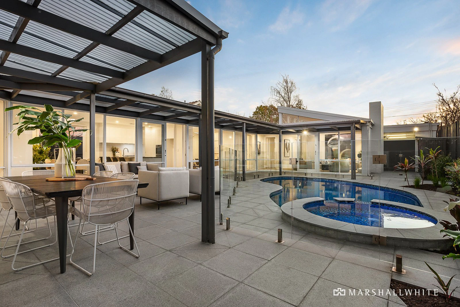 28 Forster Avenue, Malvern East, VIC
