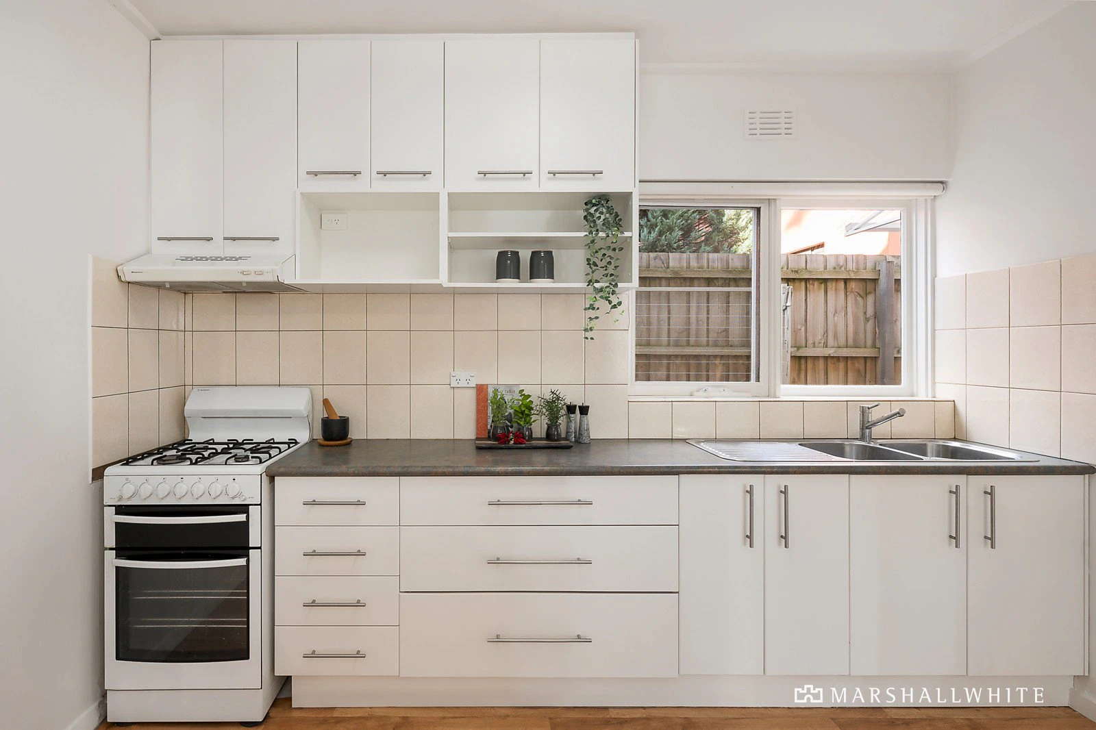 2/12 The Boulevard, Hawthorn, VIC