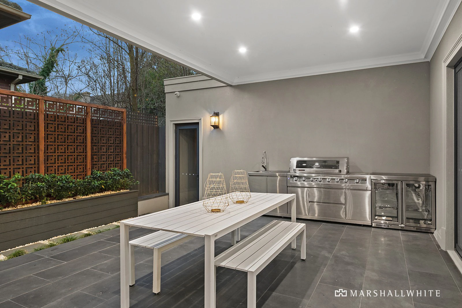 30 Hopetoun Avenue, Canterbury, VIC