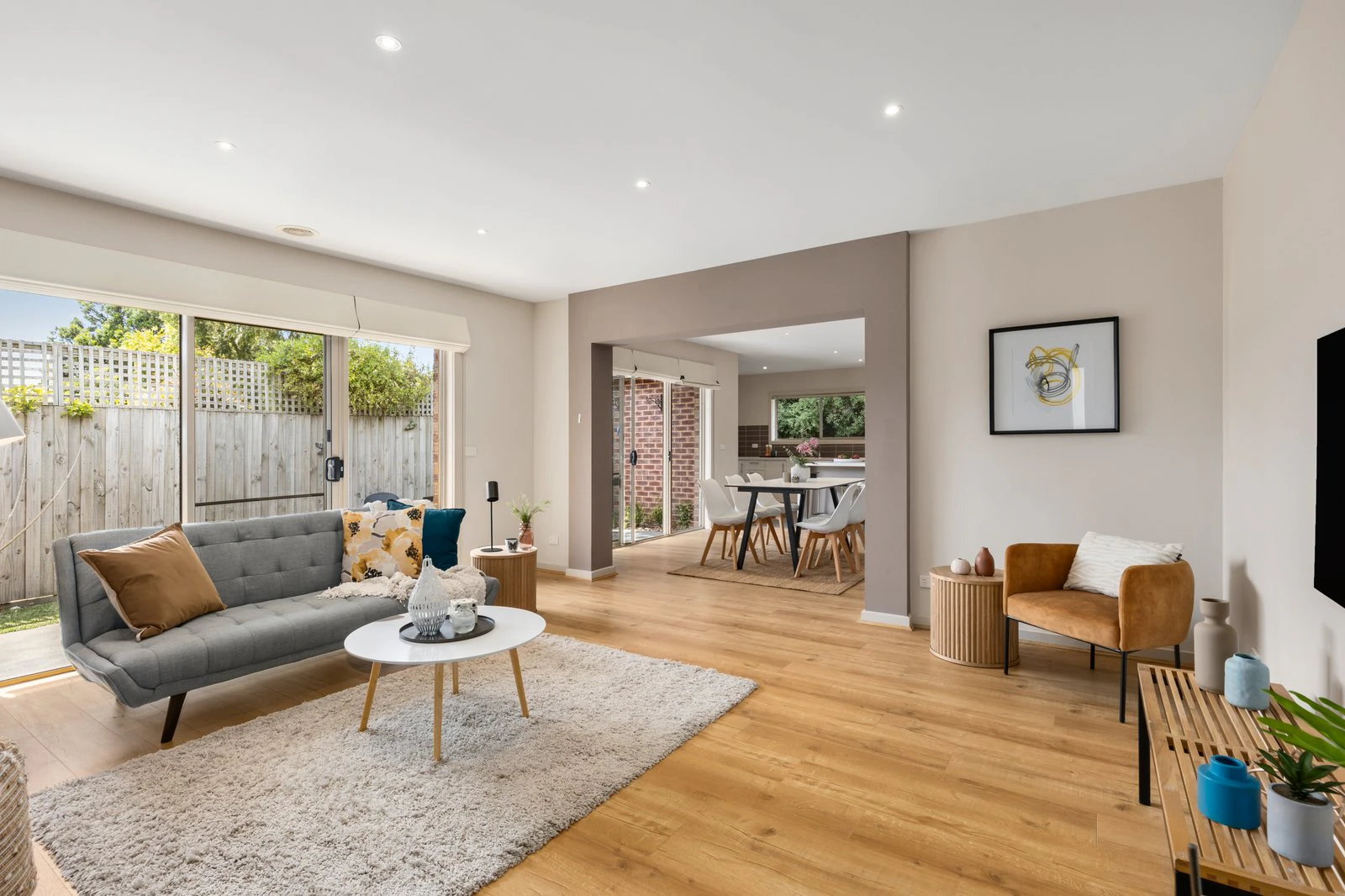 2/14 Saxton Street, Box Hill North, VIC