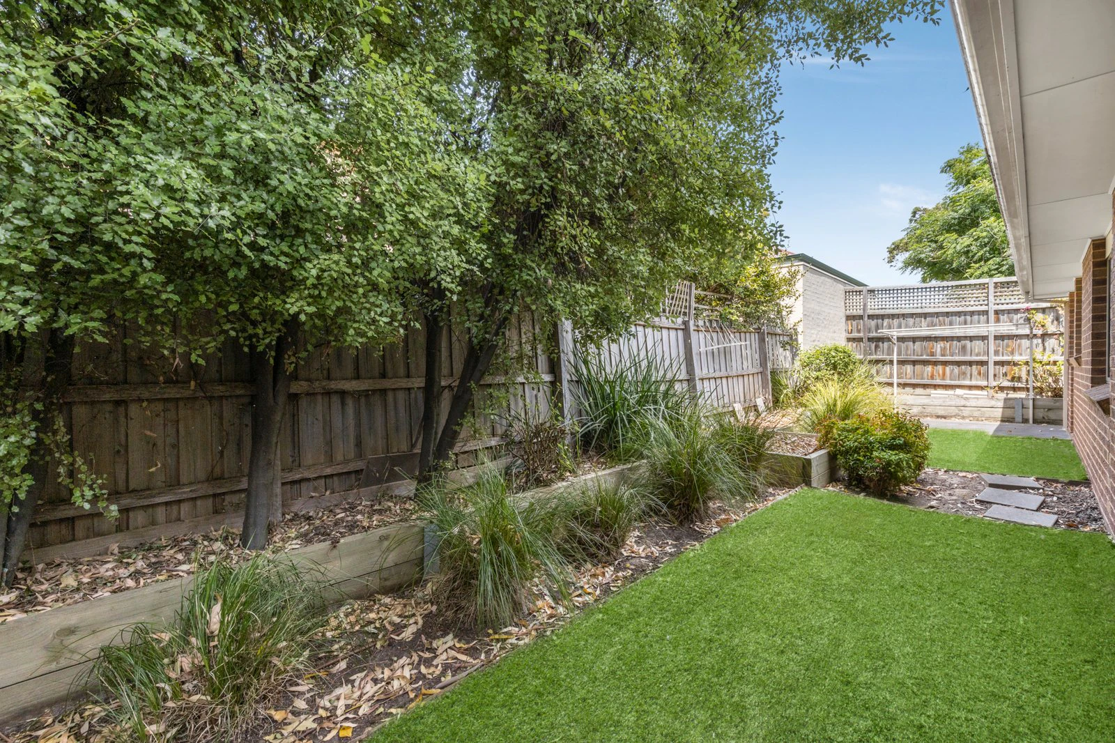 2/14 Saxton Street, Box Hill North, VIC