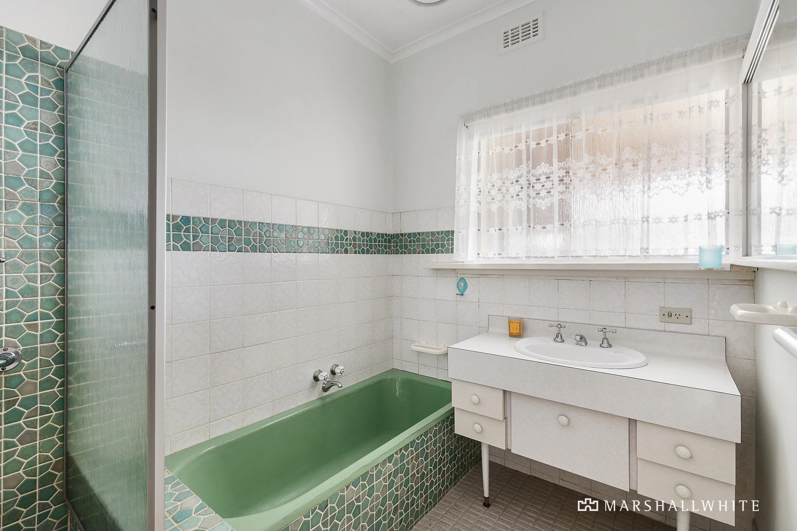 5 Elizabeth Street, Doncaster East, VIC