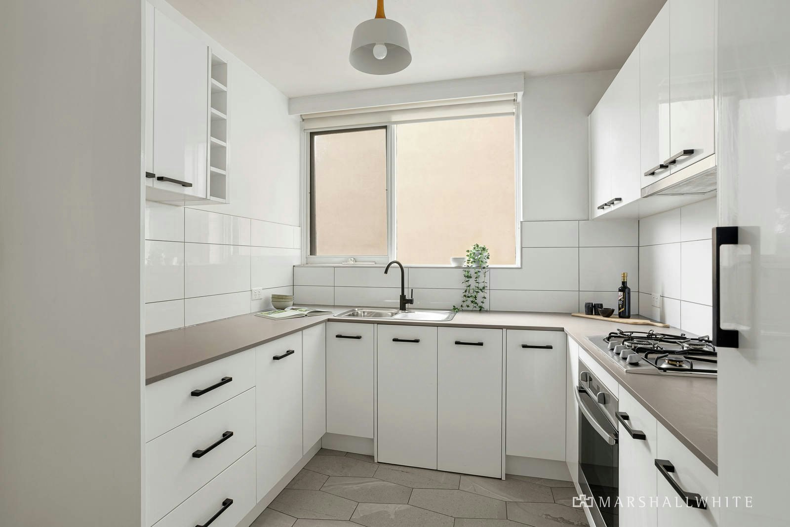 5/574 Glenferrie Road, Hawthorn, VIC